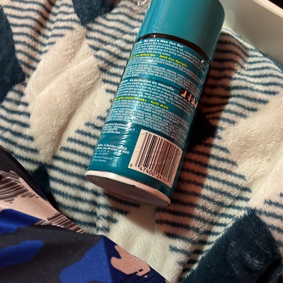 Cream - Picture 3 of 3